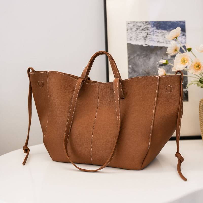 Women Bags In Trend - Женские кожаные сумки-тоут большой емкости на