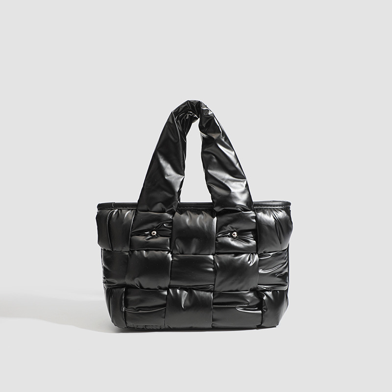 Черные пуховые сумки-тоут, мод – обзор и цена Women Bags In Trend